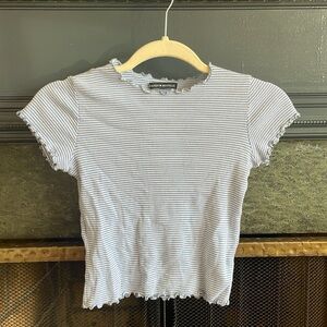 Brandy Melville Lettuce Edge Crop Top